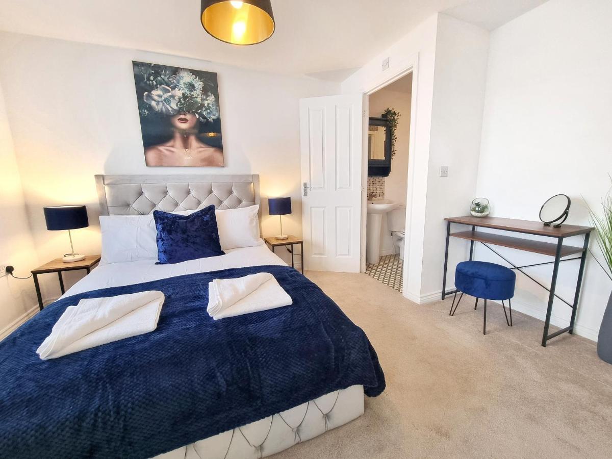 Modern & Spacious 3 Bedrooms And 2 Bathrooms Home, Free Parking! Кембридж Экстерьер фото